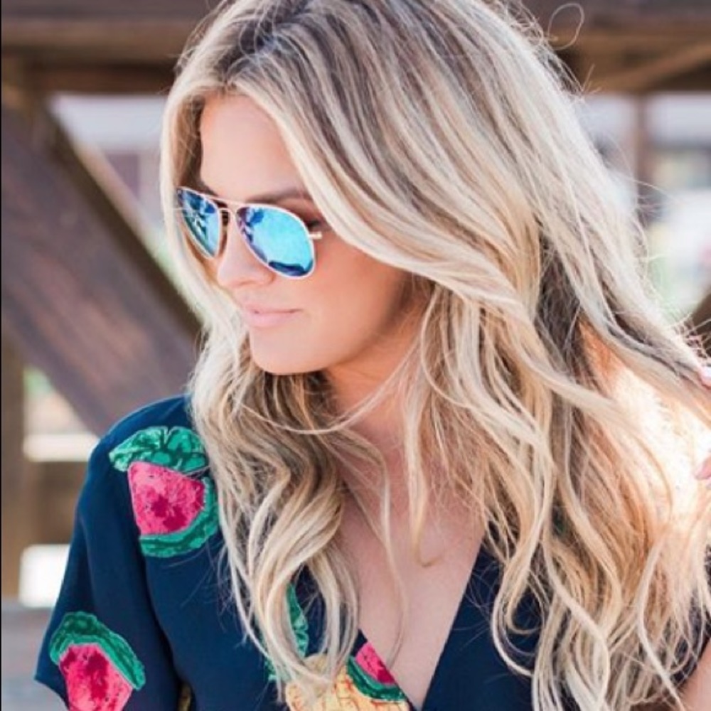 Blue Green Mirrored Gold Frame Classic Aviators - Picture 3 of 4